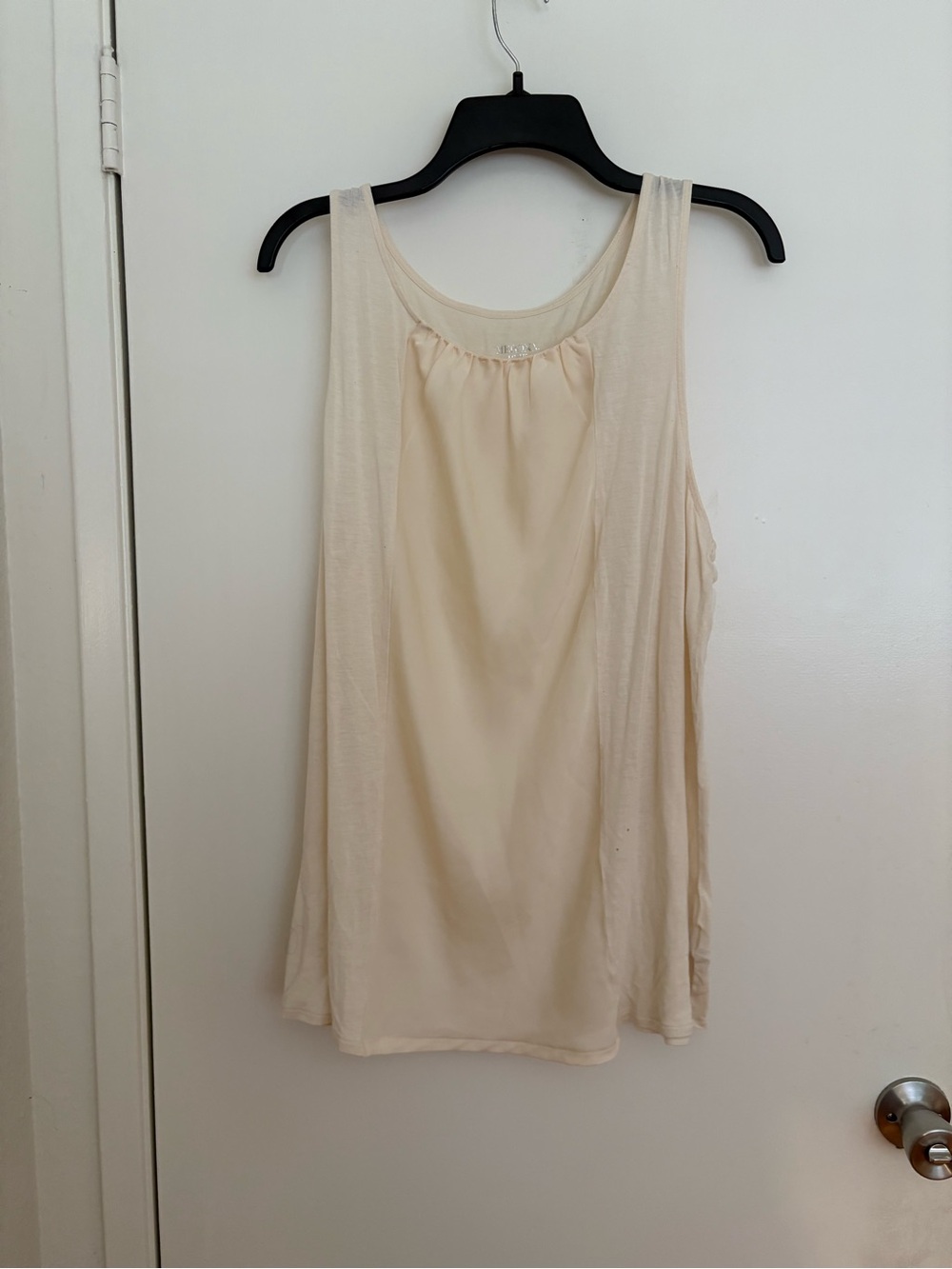 MERONA Women’s Cream Sleeveless Scoop Neck Top